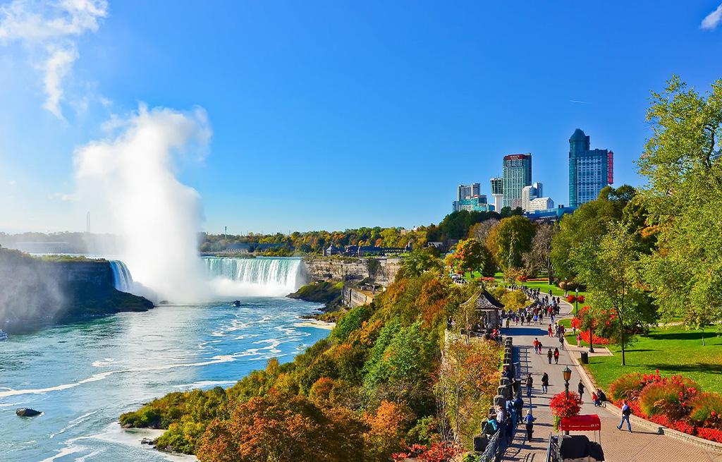 Private Taxi from Pearson Airport to Niagara Falls: Get an Online Estimate, Book Now!